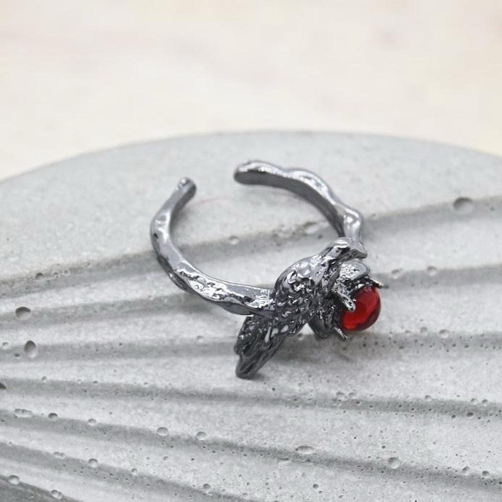 Gothic Raven Statement Ring - Picture 4 of 5